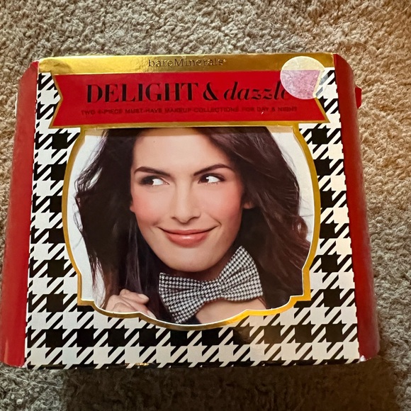 Delight & Dazzle Dual Mini Makeup Gift Set